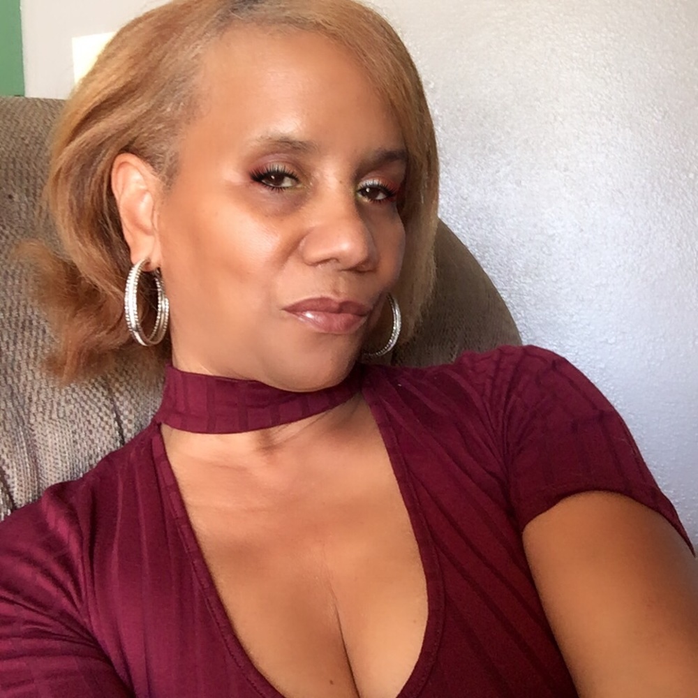 Meet your Posher, Maria